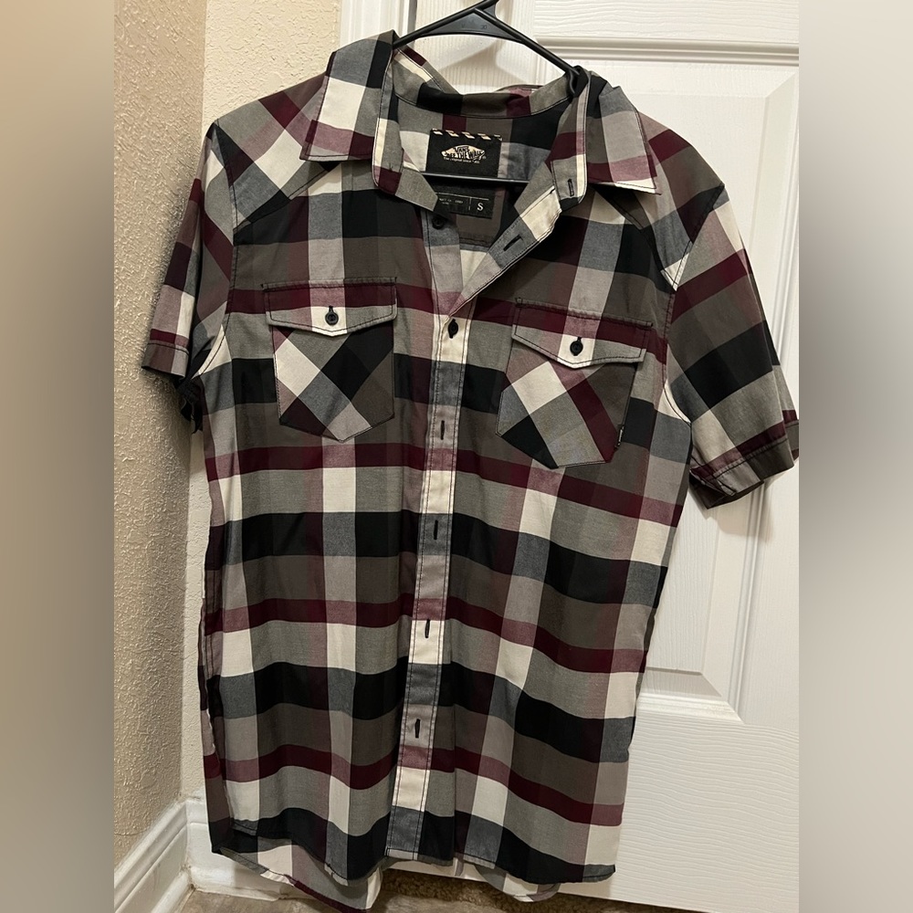 Men’s Vans Plaid Button Up Shirt